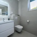 Appartement Luxury Perla In With Heated Pool