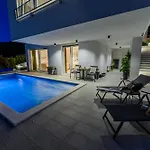 Luxury Perla In With Heated Pool * Vinišće