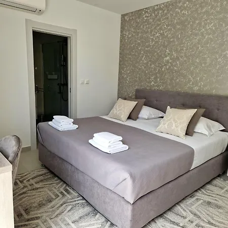 아파트 Luxury Perla In With Heated Pool *