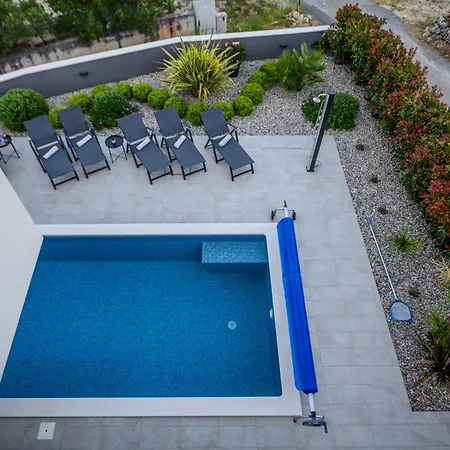 Luxury Perla In With Heated Pool 아파트 Vinišće