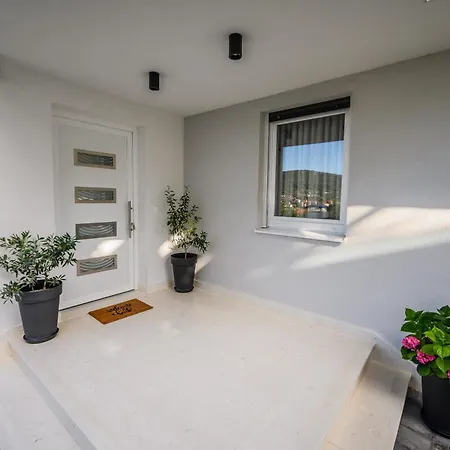 아파트 Luxury Perla In With Heated Pool Vinišće