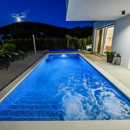 Luxury Perla In With Heated Pool * Vinišće