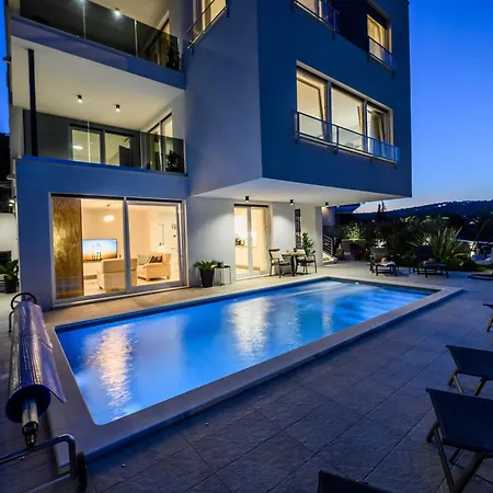 Luxury Perla In With Heated Pool Vinišće